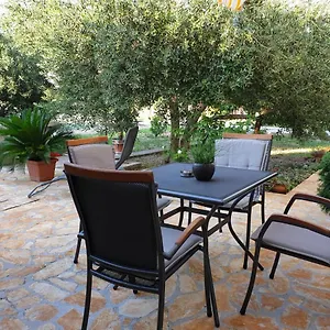 Mira Apartament