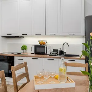  Apartament Charming Aparments In Perfect Location Polska